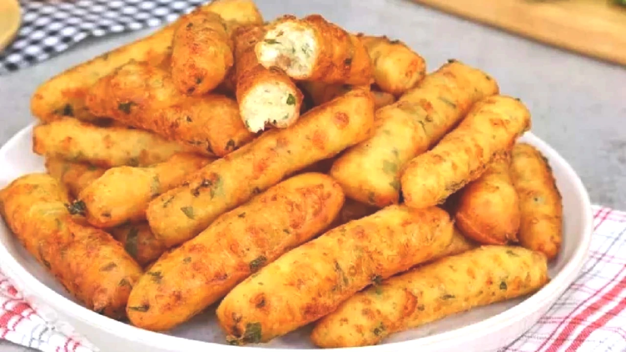 Kolay ve Hızlı Sahur Çayı Yanında: Damak Çatlatan Yumuşacık Çubuk Pişi Tarifi!